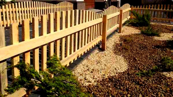 Фото 5 - Деревянный забор для дачи сада
