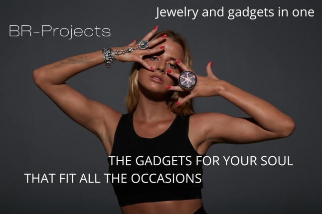 Photo - Jewelry and gadgets in one