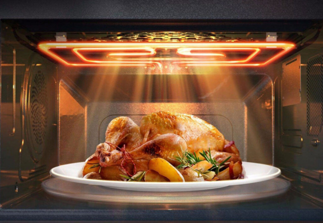 Photo - Smart microwave oven with infrared and video food monitoring