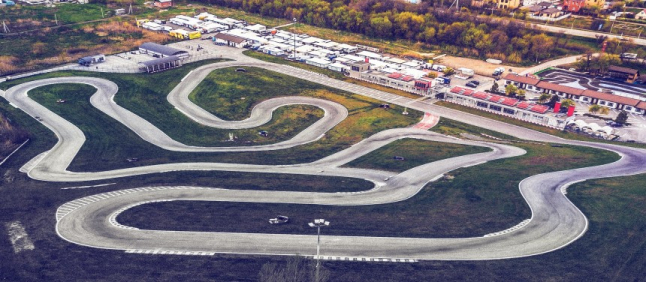 Фото - Racing by Apostoliuk