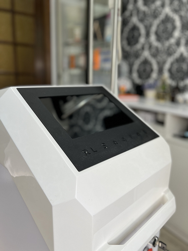 Фото 1 - Лазерна епіляція на найпотужнішому діодному лазері в Україні