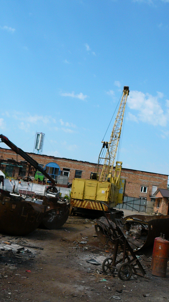 Фото 1 - Порезка и продажа металлолома Черновцы